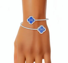 Load image into Gallery viewer, ZPB Sorority Rhinestone Blue Clover Open Bangle