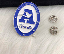 Load image into Gallery viewer, Amicette Pin