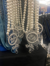 Load image into Gallery viewer, Pre Order Amicae Pearl Lanyard